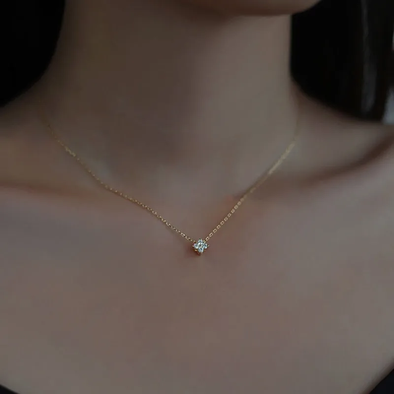 French Cute Four-Leaf Flower Pendant Necklaces
