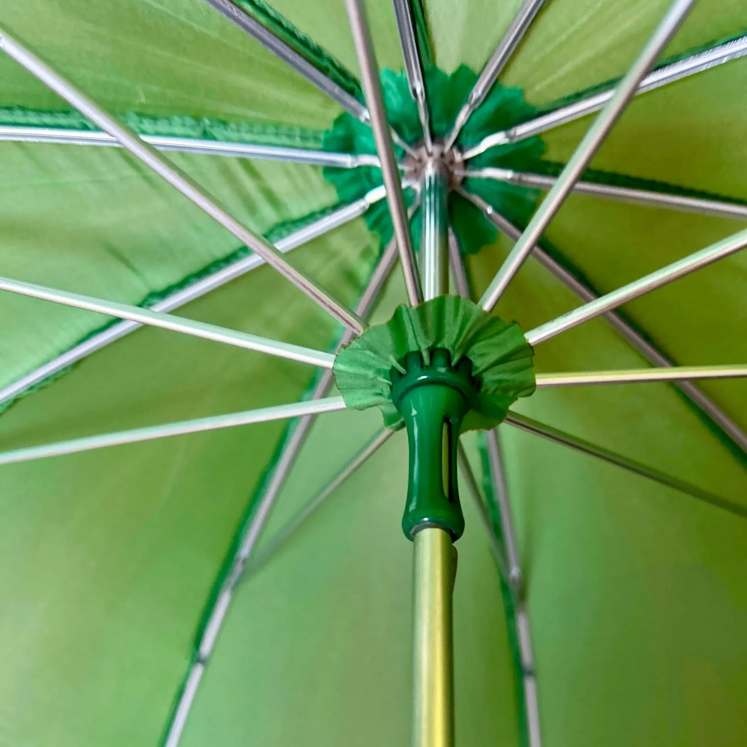 Vintage Green Tassel Umbrella